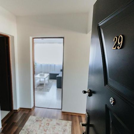 Târgu JiuScandinavian Houseアパートメント エクステリア 写真